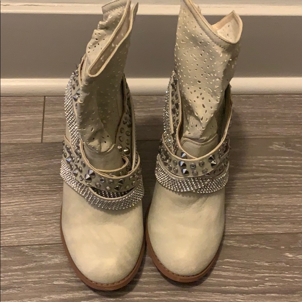 Tan booties - Picture 2 of 3